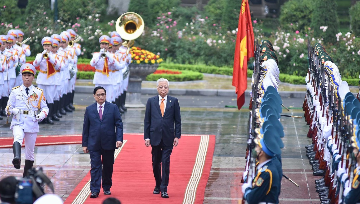 Thủ tướng Phạm Minh Chính chủ trì lễ đón chính thức Thủ tướng Malaysia - 4 Thủ tướng Phạm Minh Chính chủ trì lễ đón chính thức Thủ tướng Malaysia - 4