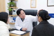 Đang gội đầu được mời “làm đẹp cấp tốc” đón Tết, thiếu nữ hỏng mặt