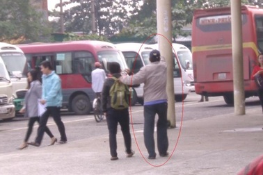 Đẩy đuổi các cò mồi ở bến xe lớn nhất TP Huế