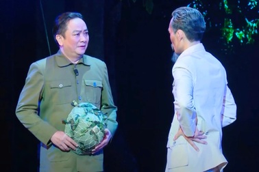 Tái hiện chân dung Đại tướng Võ Nguyên Giáp bằng nghệ thuật chèo