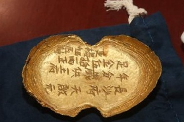 Trung Quốc: Đào được kho báu 10.000 món vàng bạc dưới đáy sông