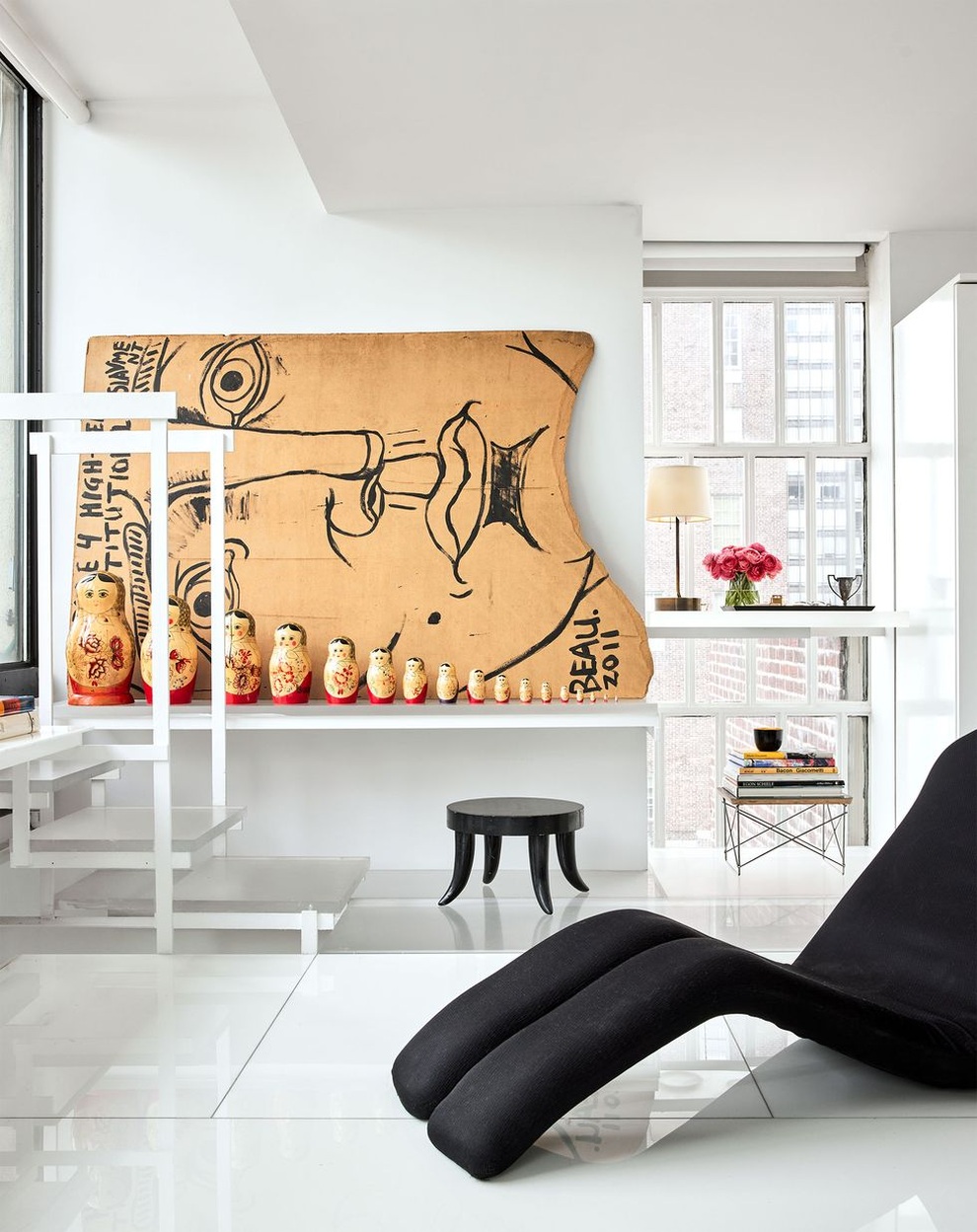 Tường kính và nội thất tông trắng trong ngôi nhà view sông tuyệt đẹp - 7 Tường kính và nội thất tông trắng trong ngôi nhà view sông tuyệt đẹp - 7