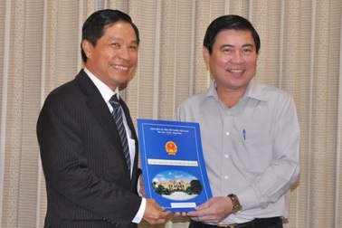 “Tuyển chọn nhân tài không nhất thiết phải là đảng viên”