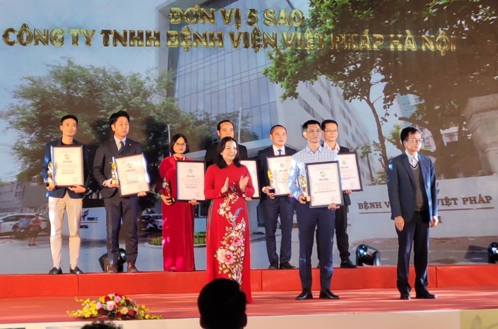 Bệnh viện Việt Pháp Hà Nội đạt danh hiệu Năng lượng xanh năm 2022 - 1 Bệnh viện Việt Pháp Hà Nội đạt danh hiệu Năng lượng xanh năm 2022 - 1