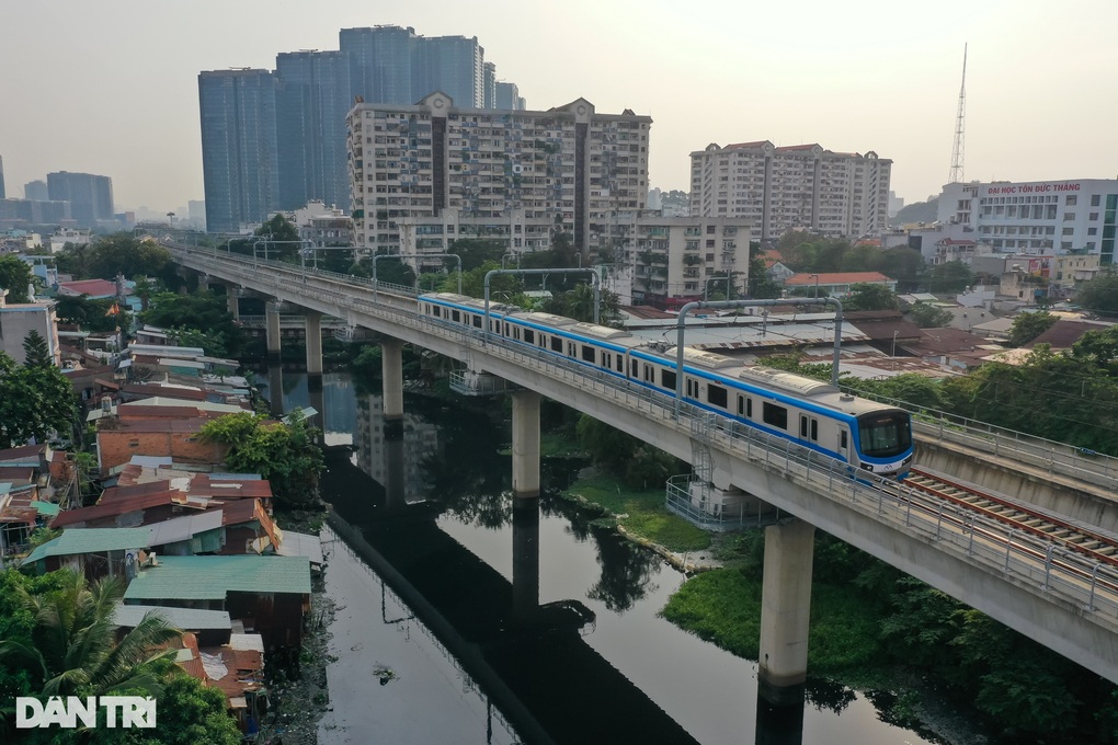Metro số 1 TPHCM mở ra kỷ nguyên mới cho mạng lưới đường sắt đô thị - 1 Metro số 1 TPHCM mở ra kỷ nguyên mới cho mạng lưới đường sắt đô thị - 1