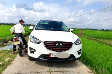 Cả xã thiết tha mong muốn được hiến đất mở đường