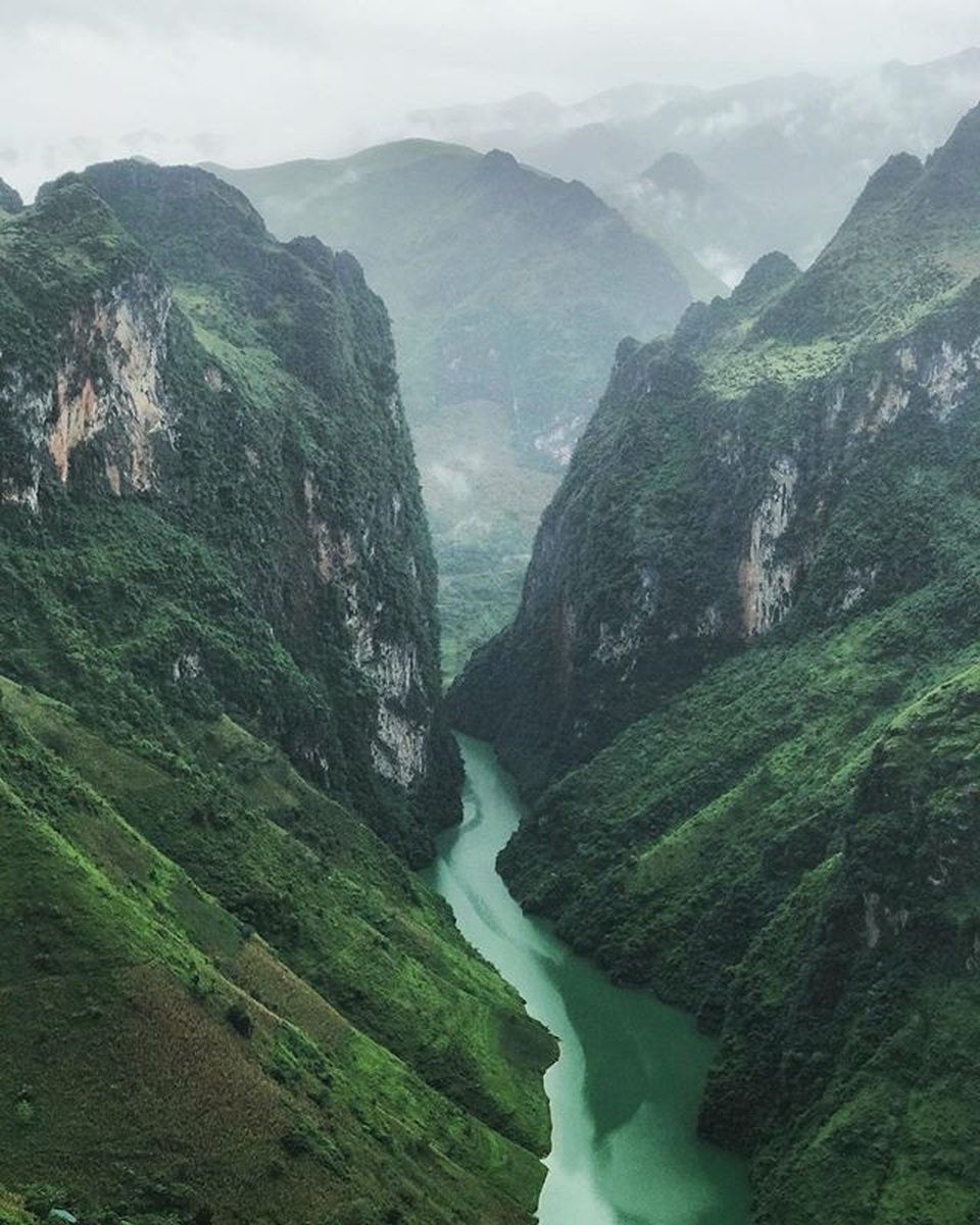 Lên Mã Pí Lèng chèo thuyền kayak, ngắm dòng sông Nho Quế thơ mộng - 2 Lên Mã Pí Lèng chèo thuyền kayak, ngắm dòng sông Nho Quế thơ mộng - 2