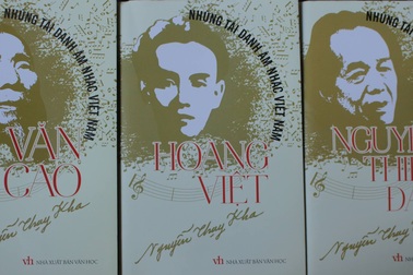 Nhạc sỹ Thuỵ Kha ra mắt 13 cuốn sách về nhạc sĩ Việt Nam thế kỷ XX