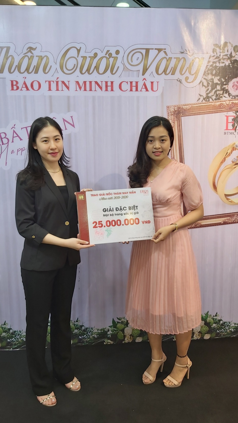 Mua trang sức cưới Bảo Tín Minh Châu trúng thưởng gấp 4 lần giá trị - 4