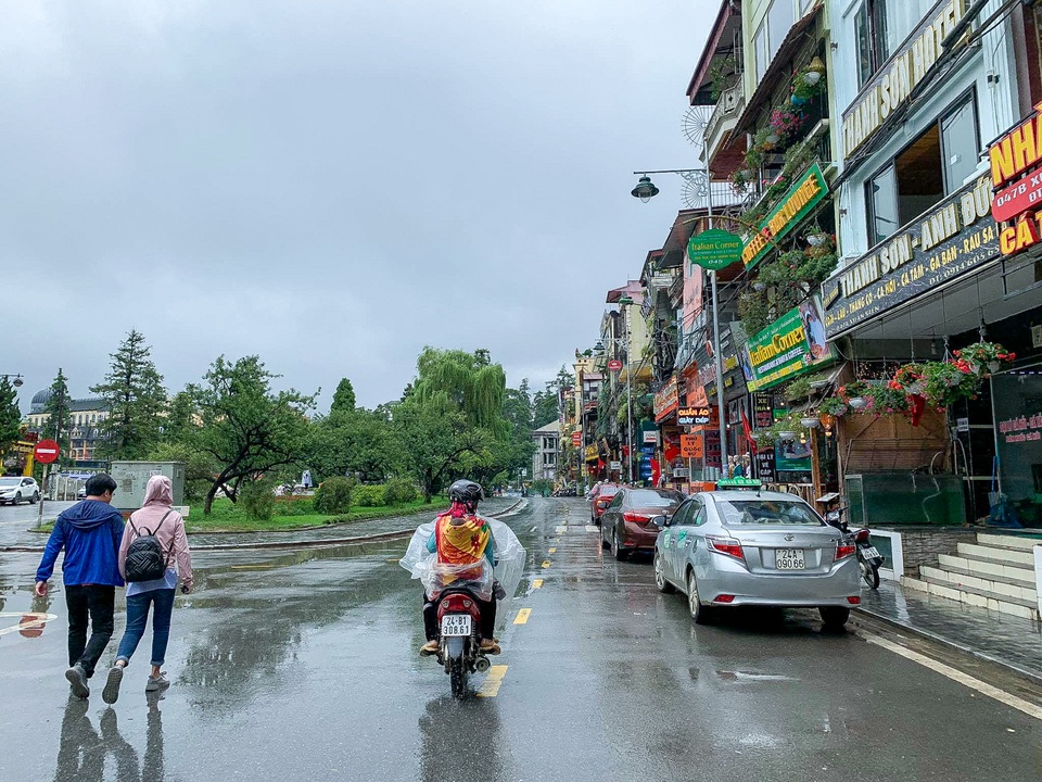 Lào Cai: Sa Pa lặng lẽ, vắng bóng du khách - 8