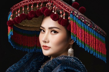 Chiêm ngưỡng “Sơn nữ H’Mông” 30kg được mang đến Nữ hoàng Du lịch Quốc tế 2018