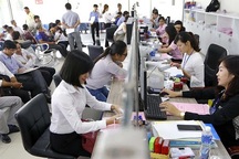 Lương công chức sẽ tăng hay giảm?