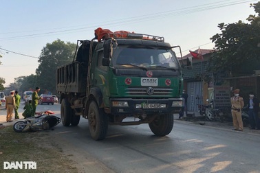 Cô gái trẻ bị xe tải cán tử vong trên đường đi làm