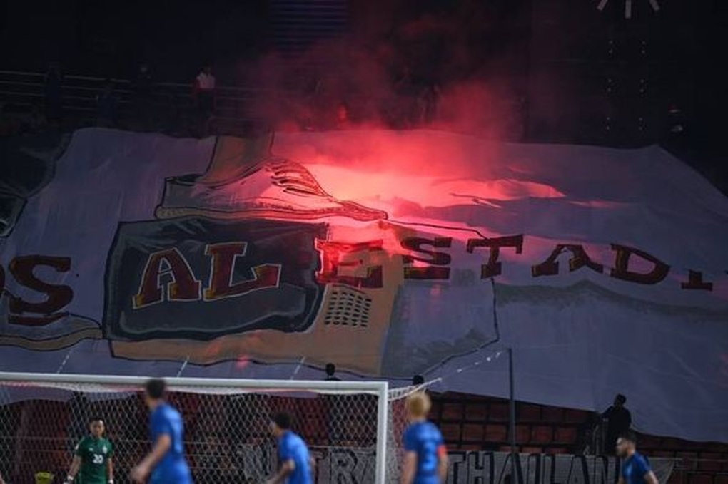 Thái Lan quyết dẹp nạn hooligan trước trận lượt về với Việt Nam - 2 Thái Lan quyết dẹp nạn hooligan trước trận lượt về với Việt Nam - 2