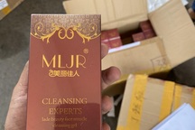 Phát hiện kho mỹ phẩm nhập lậu “khủng” ở Sài Gòn