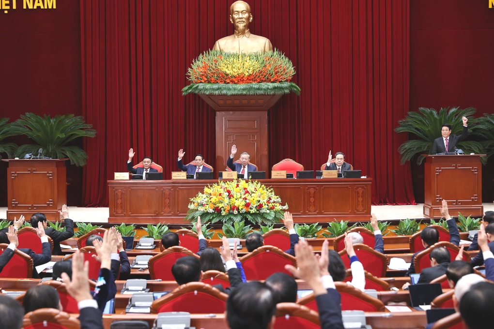 Trung ương giới thiệu nhân sự để bầu Chánh án và Phó Chủ tịch Quốc hội - 1