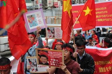 Người Việt tại Nhật Bản phản đối Trung Quốc quân sự hóa Biển Đông