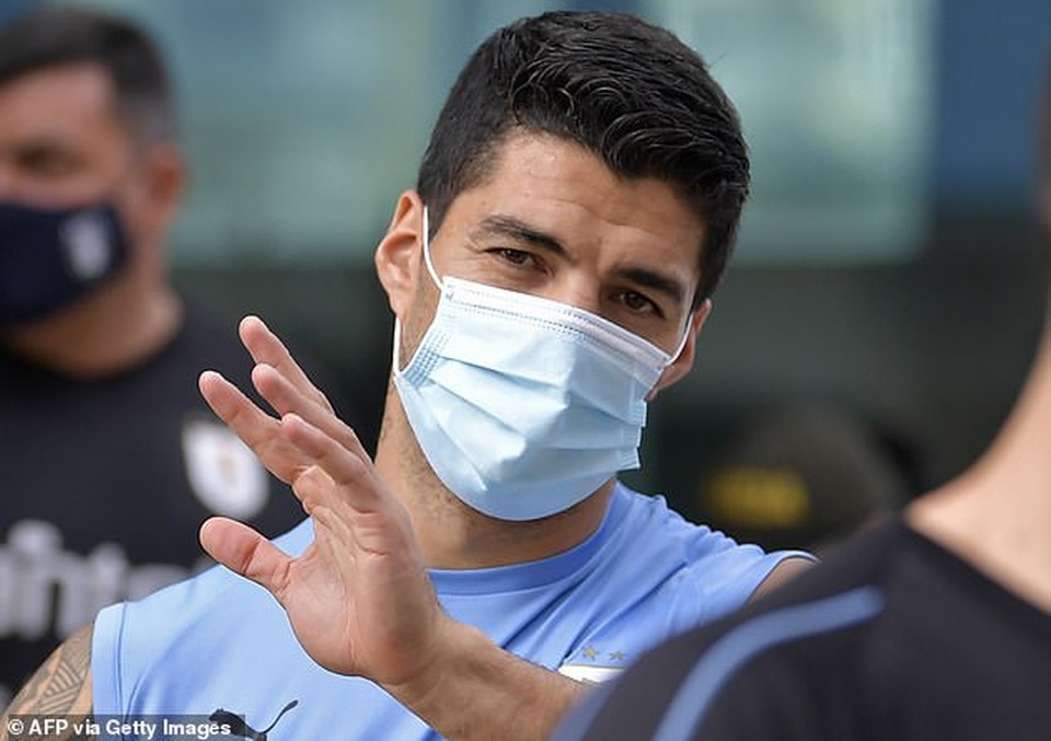 Luis Suarez nhiễm Covid-19, lỡ cuộc đối đầu Barcelona - 1