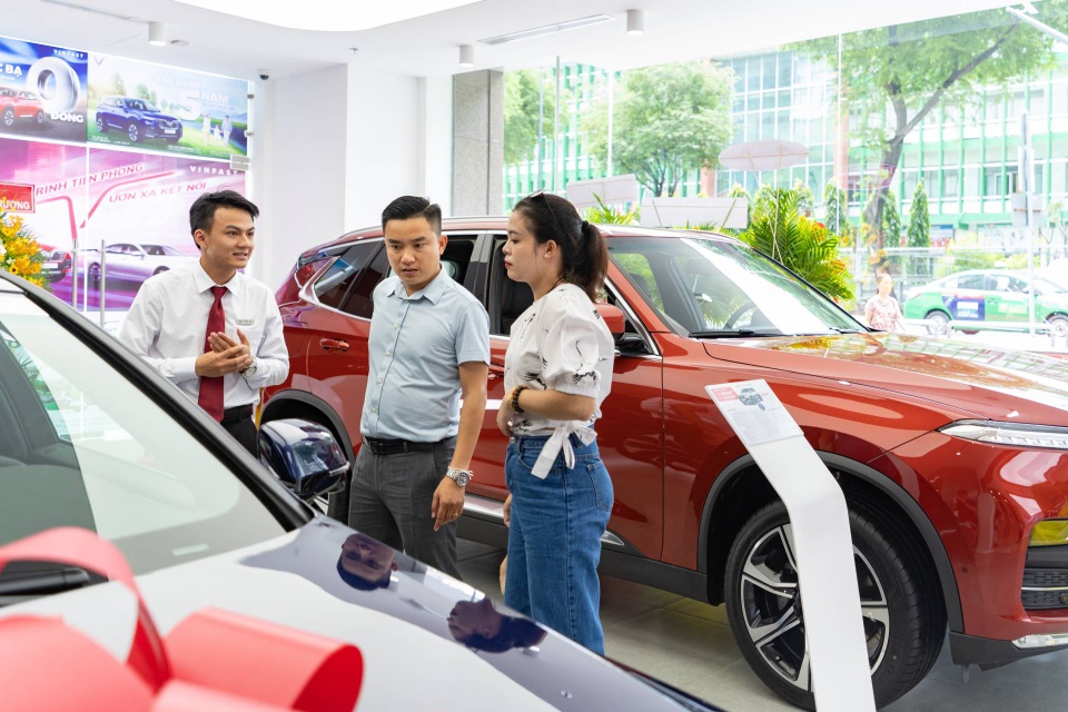 VinFast đồng loạt khai trương 27 showroom mới trên toàn quốc - 3 VinFast đồng loạt khai trương 27 showroom mới trên toàn quốc - 3