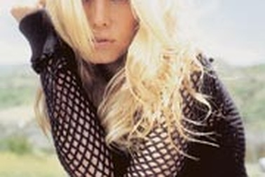 Jessica Simpson chính thức nhận vai Bond girl