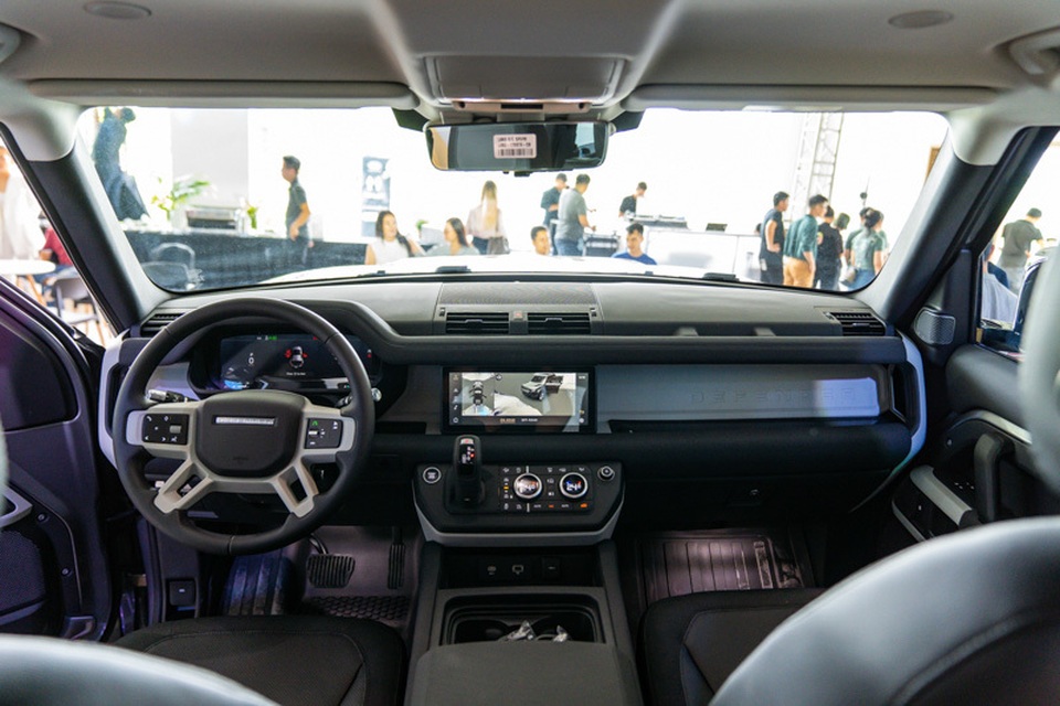 Những chiếc SUV địa hình đỉnh cao ở Việt Nam chỉ để đại gia làm màu - 2