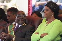 Tiết lộ lương hưu “khủng” của Tổng thống Zimbabwe bị buộc từ chức