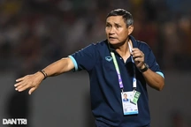 FIFA vinh danh HLV Mai Đức Chung khi giành giải thưởng cao quý