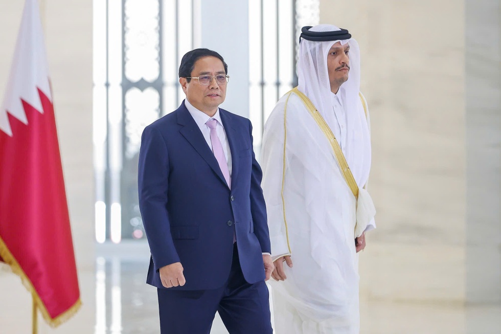 Lễ đón chính thức Thủ tướng Phạm Minh Chính tại Qatar - 3 Lễ đón chính thức Thủ tướng Phạm Minh Chính tại Qatar - 3