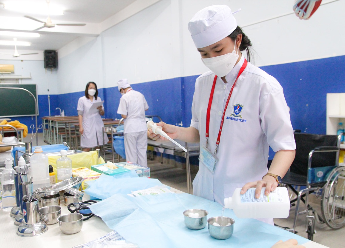 Hậu đại dịch, học nghề gì mau giàu? - 2 Hậu đại dịch, học nghề gì mau giàu? - 2