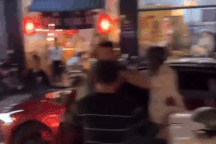 Công an xác minh clip người đàn ông đi ô tô đánh tới tấp tài xế Grab