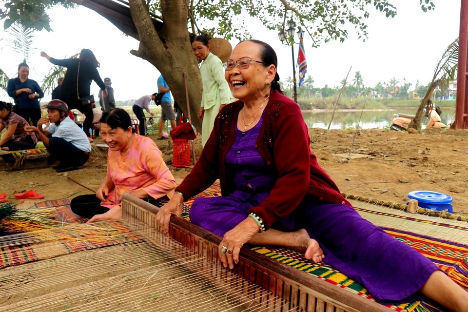Hội An khôi phục phát triển du lịch làng mộc Kim Bồng - 3 Hội An khôi phục phát triển du lịch làng mộc Kim Bồng - 3