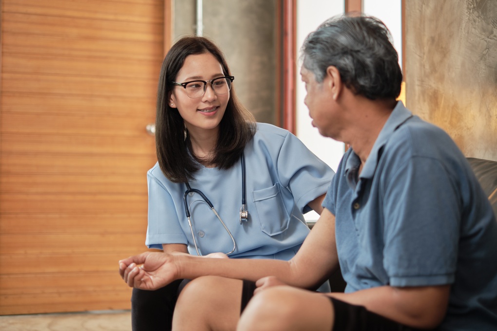 Viêm phổi do phế cầu: Hiểu để chủ động bảo vệ sức khỏe cho người lớn tuổi - 2 Viêm phổi do phế cầu: Hiểu để chủ động bảo vệ sức khỏe cho người lớn tuổi - 2