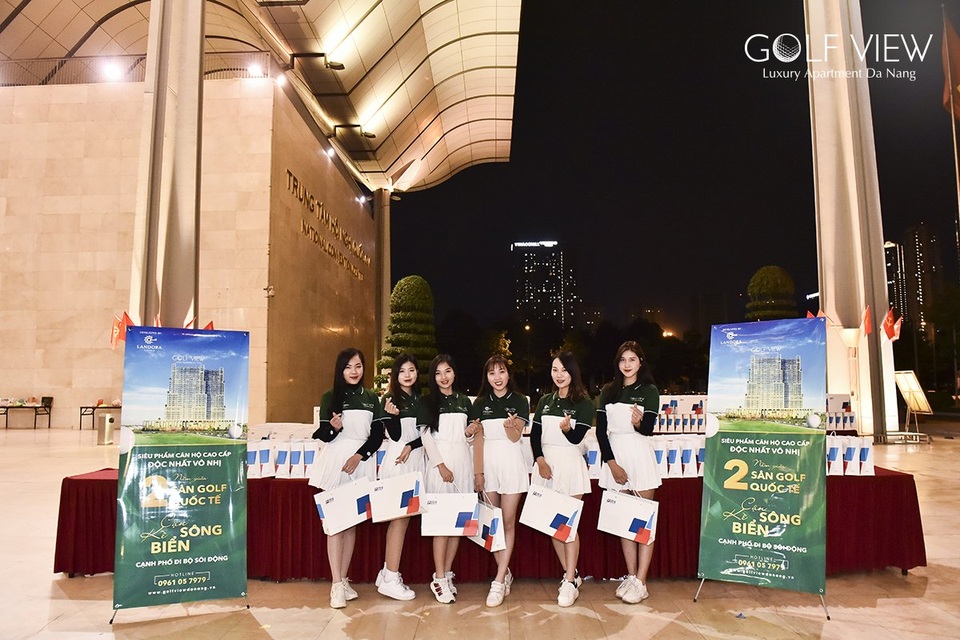 Golf View Luxury Apartment Danang ra mắt trước 3500 khán giả tại Trung tâm Hội nghị Quốc Gia - 2 Golf View Luxury Apartment Danang ra mắt trước 3500 khán giả tại Trung tâm Hội nghị Quốc Gia - 2