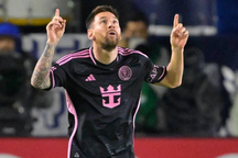 Messi ghi bàn phút cuối, Inter Miami thoát thua trong gang tấc