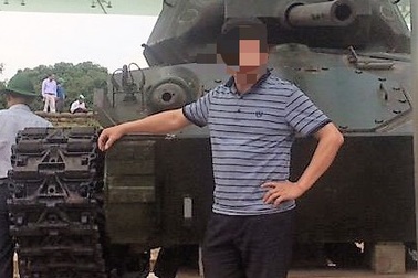 Chủ tịch xã treo cổ tại nhà riêng