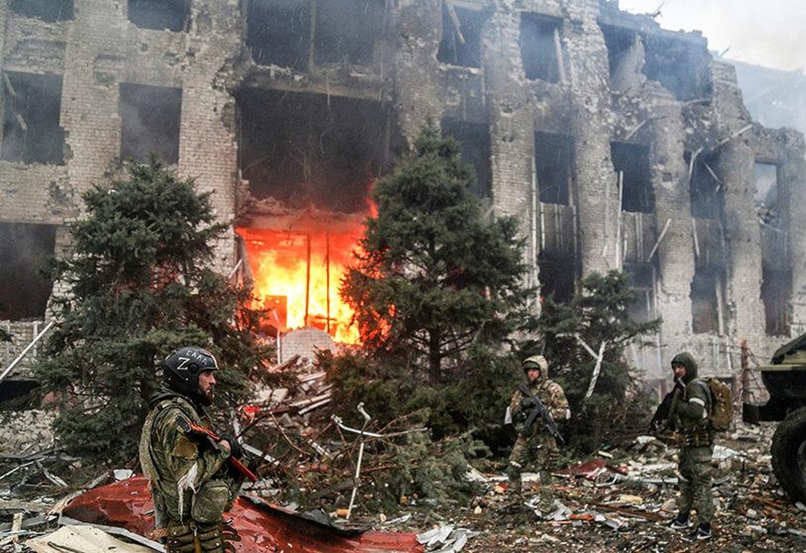 Binh sĩ Ukraine tiết lộ tình hình bên trong pháo đài Azovstal bị bao vây - 1 Binh sĩ Ukraine tiết lộ tình hình bên trong pháo đài Azovstal bị bao vây - 1