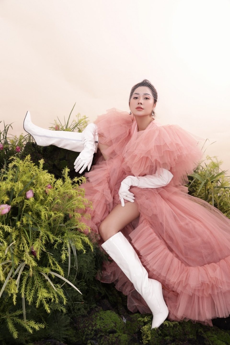 Nữ diễn viên “Bỗng dưng muốn khóc” Tường Vy ngày ấy - bây giờ - 10 Nữ diễn viên “Bỗng dưng muốn khóc” Tường Vy ngày ấy - bây giờ - 10