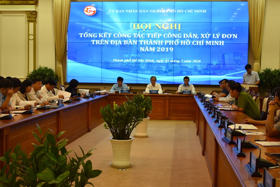 TPHCM tăng gần 100 đoàn khiếu nại, tố cáo đông người trong năm 2019 - 1 TPHCM tăng gần 100 đoàn khiếu nại, tố cáo đông người trong năm 2019 - 1