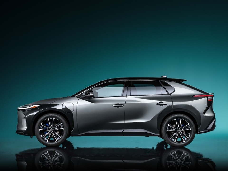 bZ4X Concept khởi đầu một chặng đường mới của Toyota - 3 bZ4X Concept khởi đầu một chặng đường mới của Toyota - 3