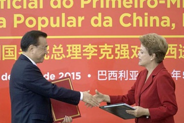 Mỹ bị Trung Quốc lấn “sân sau”