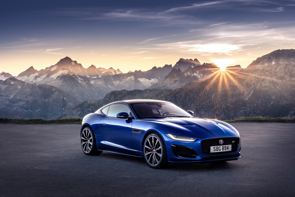 Jaguar F-Type mới ra mắt, phân bổ động cơ từng thị trường - 4 Jaguar F-Type mới ra mắt, phân bổ động cơ từng thị trường - 4