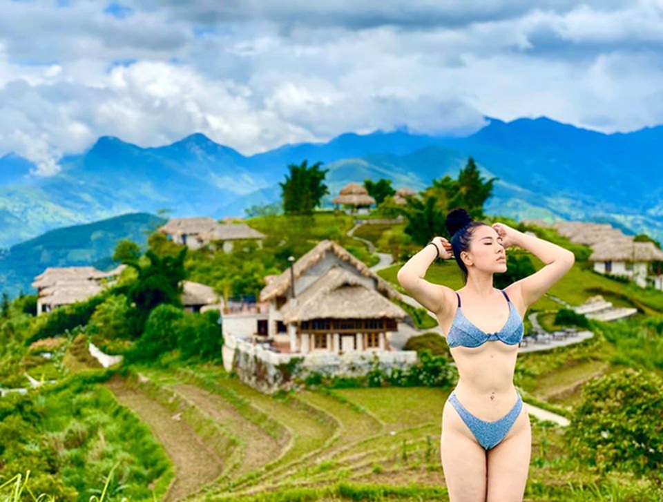 Nổi như cồn vì quá gợi cảm, 3 cô giáo xinh đẹp giờ ra sao? - 20 Nổi như cồn vì quá gợi cảm, 3 cô giáo xinh đẹp giờ ra sao? - 20