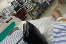 Ngất giữa đường ở TPHCM, cô gái "không dám tin" hành động của người lạ