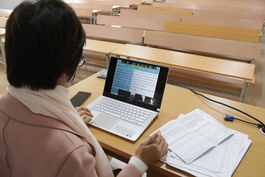 Dịch Covid -19: Lớp học không người học của trường ĐH Thương Mại