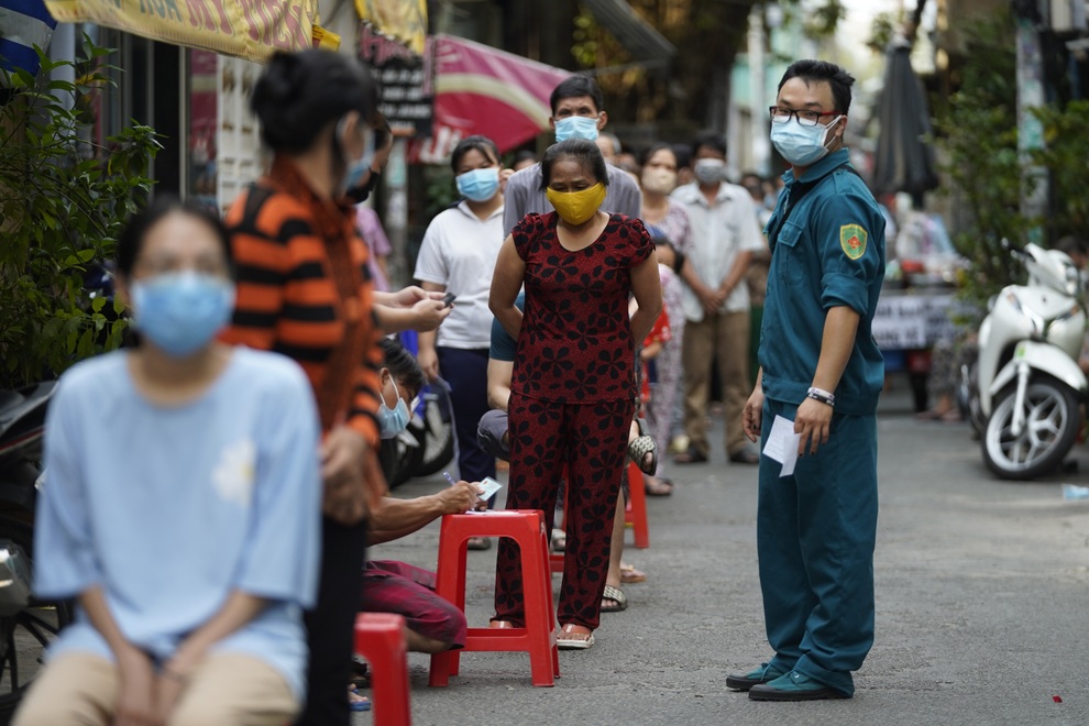 Bí thư TPHCM nói về khoảng thời gian khốc liệt nhất đợt Covid-19 vừa qua - 2 Bí thư TPHCM nói về khoảng thời gian khốc liệt nhất đợt Covid-19 vừa qua - 2