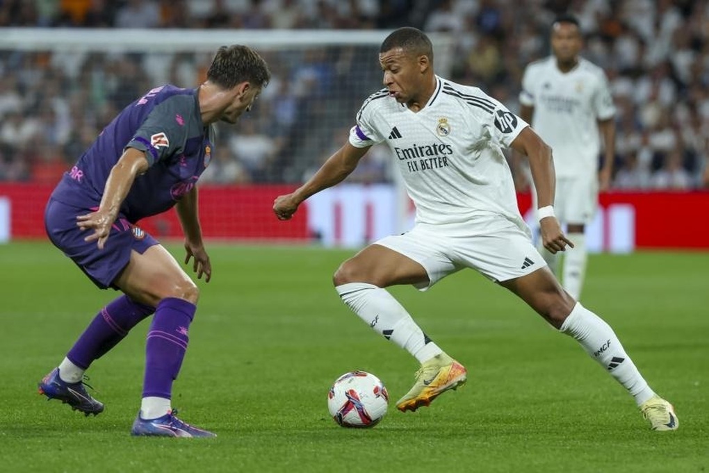 Mbappe and Vinicius score to help Real Madrid win big - 1