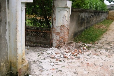 Mìn phát nổ tại một nhà dân 