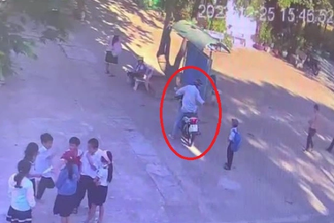 Tài xế dụ bé trai lên xe chở đi không phải vụ bắt cóc trẻ em