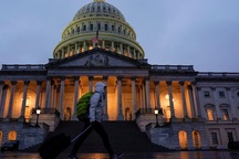 Ông Trump dọa đóng cửa chính phủ lâu dài