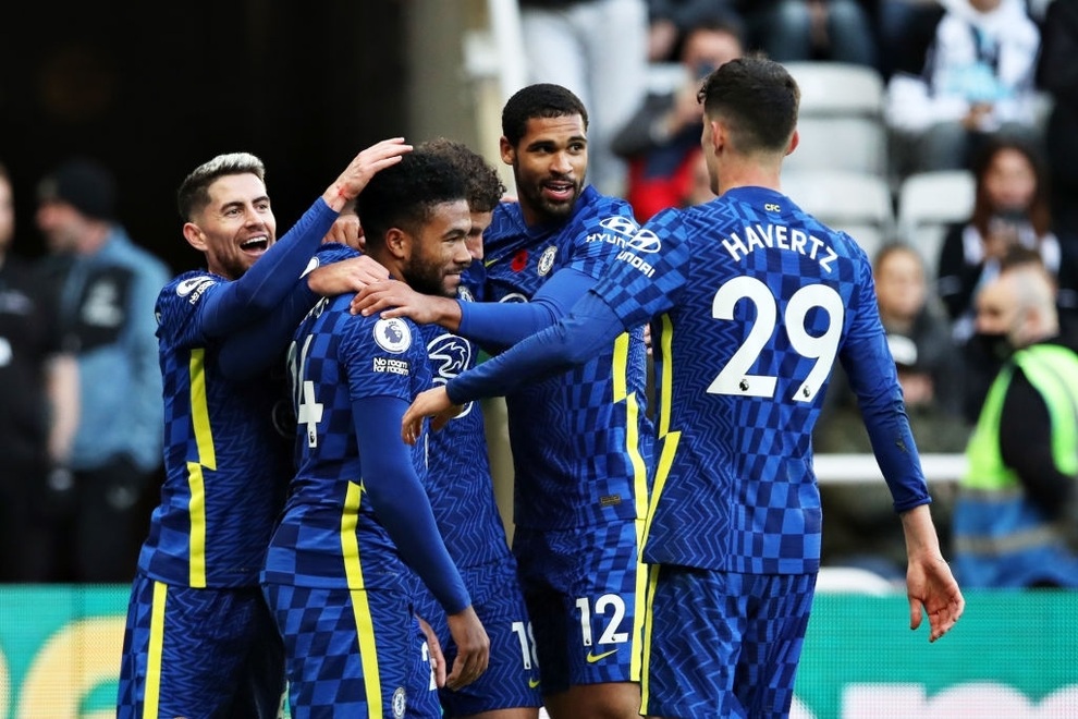 Chelsea bứt phá ở ngôi đầu nhờ Liverpool, Man City sảy chân - 1 Chelsea bứt phá ở ngôi đầu nhờ Liverpool, Man City sảy chân - 1